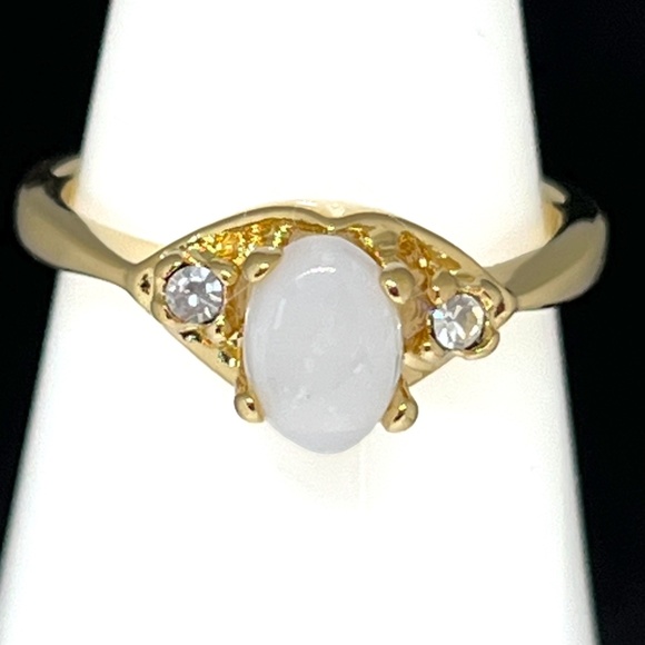 Vintage Ring Genuine Opal With Crystal Accents 14KT Gold Plate - Picture 1 of 3